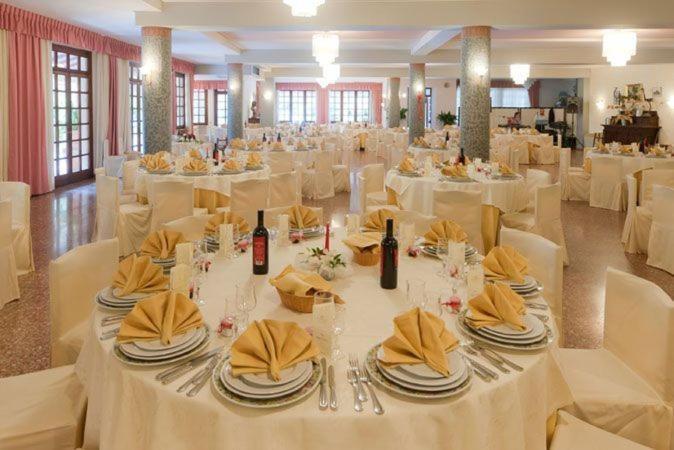 Hotel Le Rocce Magione Exterior foto