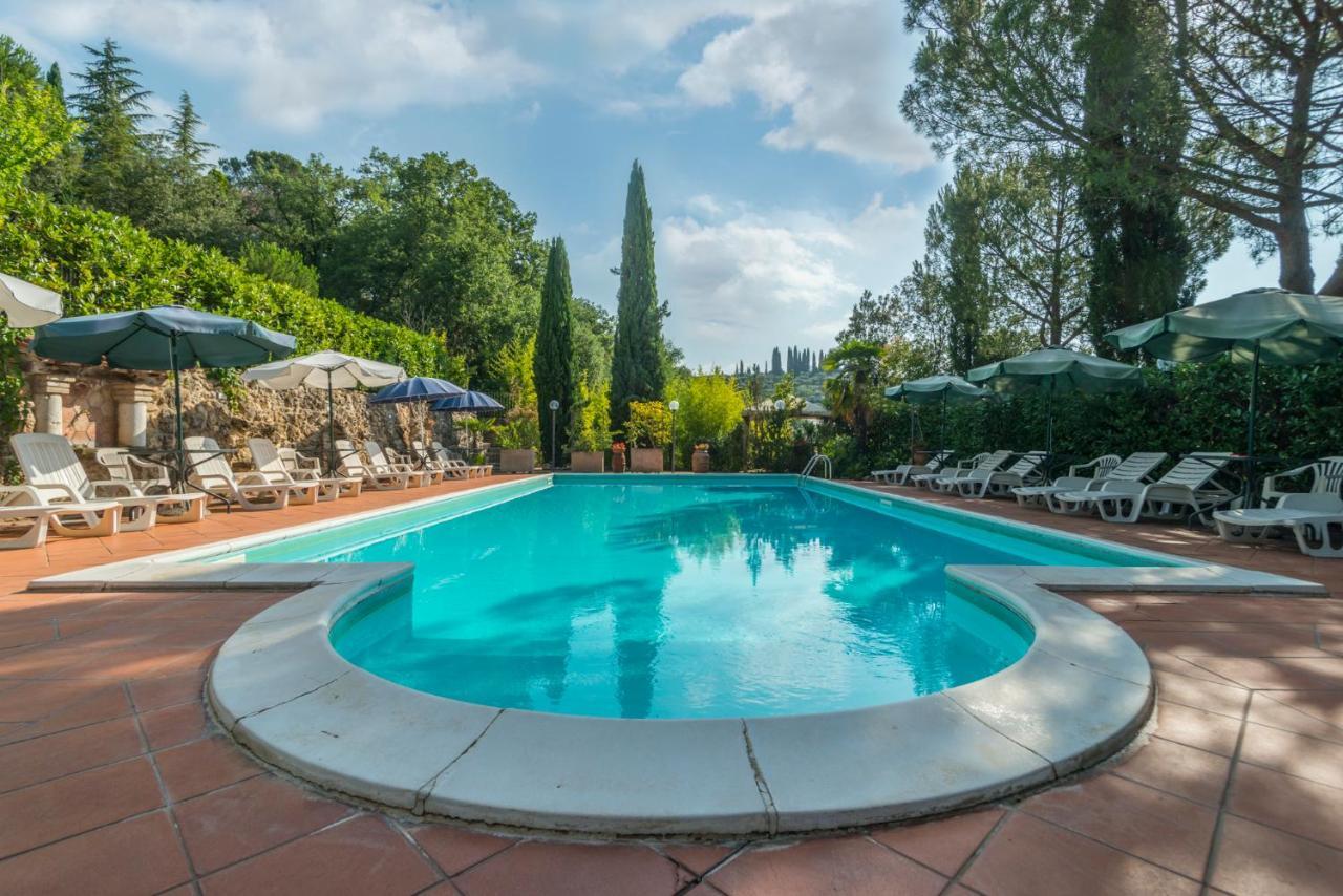 Hotel Le Rocce Magione Exterior foto