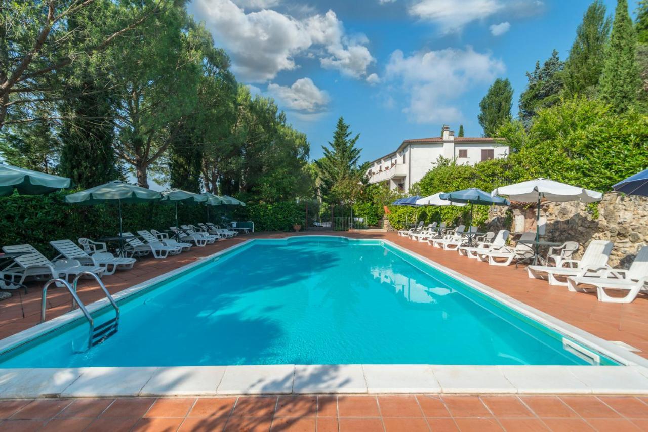 Hotel Le Rocce Magione Exterior foto
